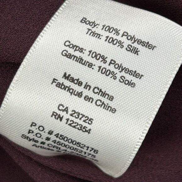Aritzia Wilfred Nuit Blouse Women Medium Burgundy Plum Sleeveless Top Crepe - Picture 6 of 8
